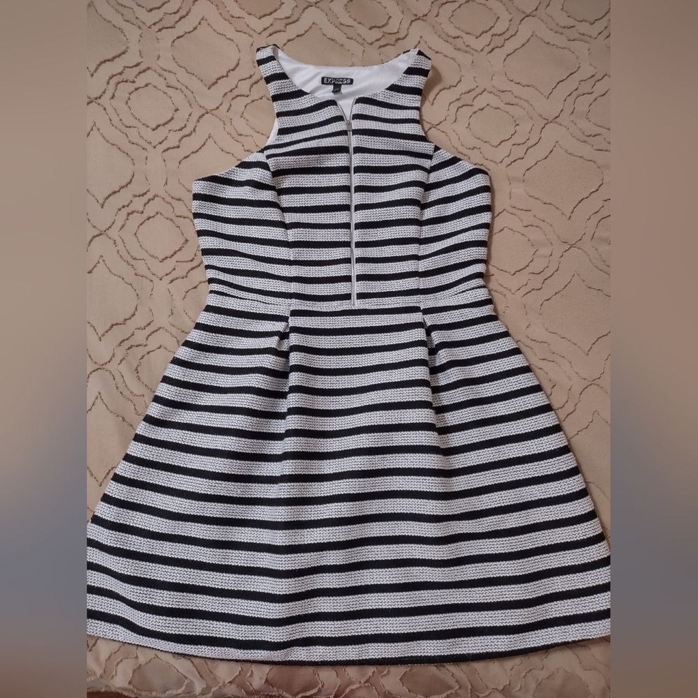 Express black and white striped boucle/tweed mini dress. Fit and flare size 10